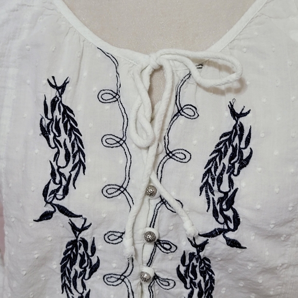 ⭐️ Sara Studio Boho top - Picture 3 of 9